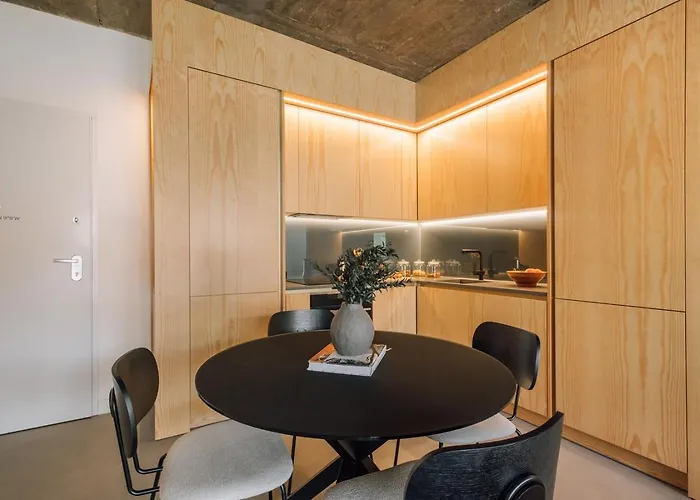 Falesia - 1 Bedroom And Parking In Santo Antonio * Лісабон